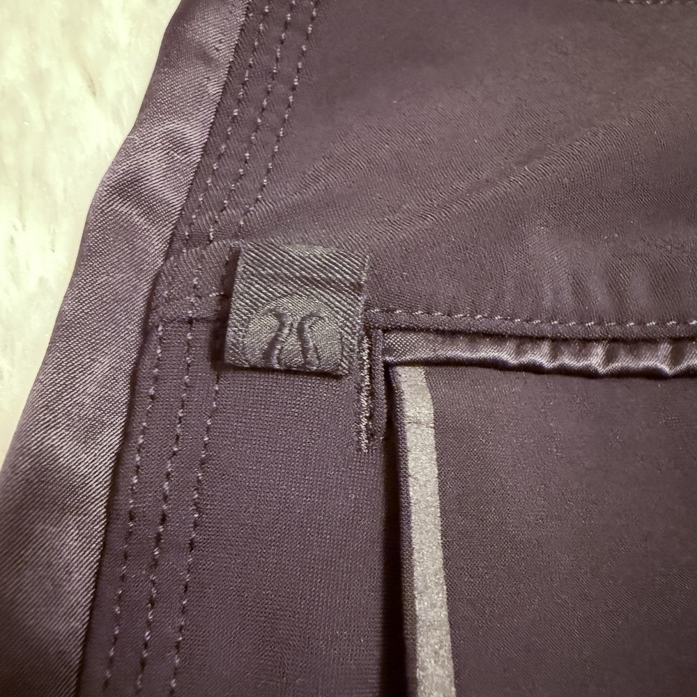 Lululemon Rise And Shine Tuxedo Pants Size 4 Rare And Forever Classic - Picture 4 of 5